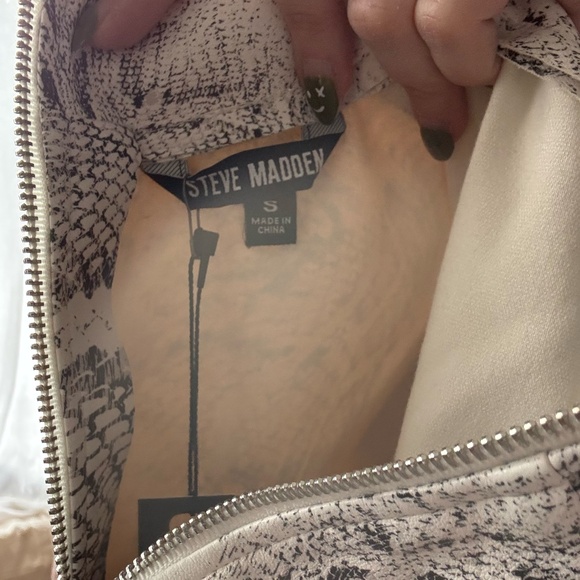 NWT Steve Madden Snake Skin Bodycon Top - Picture 8 of 8